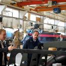19. oktober: Kronprins Haakon besøker gründere på Fosen. Daglig leder i Robotic Service presenterer bedriften sin. Foto: Simen Løvberg Sund, Det kongelige hoff